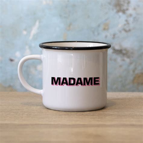 Mug émail ou céramique Madame Bibiche fait son cirque