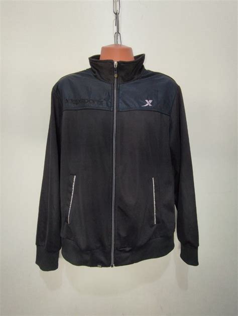 XTEP Jacket black on Carousell