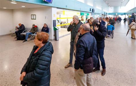 Alta Velocidad A Asturias Largas Colas Y Lista De Espera En La Web