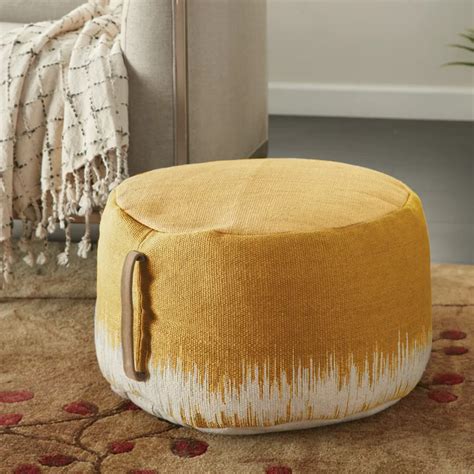 Bungalow Rose Mika 20 Round Abstract Pouf Ottoman