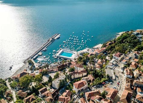 Krah turističke sezone U Crnoj Gori 90 posto manje turista nego prošle