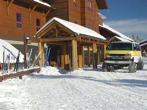 Old Faithful Snow Lodge Winter | Yellowstone National Park Lodges