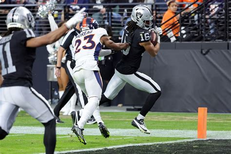 Denver Broncos Disappoint In Season Finale Loss To Las Vegas Raiders