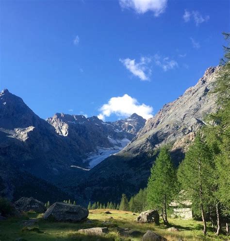 La Valle Dei Forni In Alta Valtellina Il Parco Nazionale Delladamello