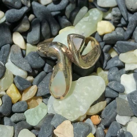 Beautiful Sterling Silver And Opal Ring With A Cute Depop