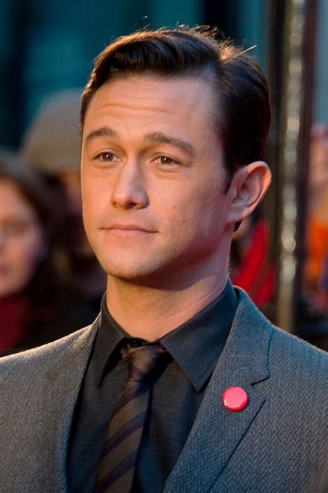 Joseph Gordon Levitt Suit