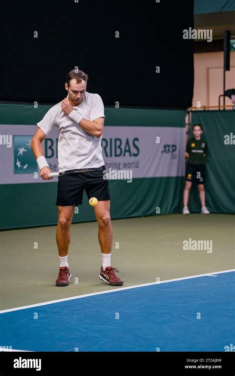 Stockholm Kungliga Tennishallen Roman Safiullin Against Thiago