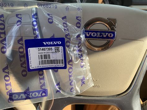 31467395 Эмблема на руль Volvo | Запчасти на DRIVE2