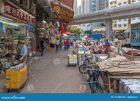 Mong_Kok Street Market editorial image. Image of food - 121300155