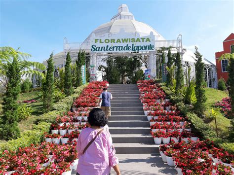 Flora Wisata San Terra Wahana Tiket Masuk