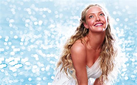 Download Amanda Seyfried Movie Mamma Mia Hd Wallpaper