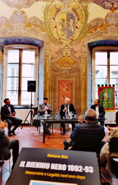 Tanto Pubblico A Prato Per La Presentazione Del Libro Il Biennio Nero