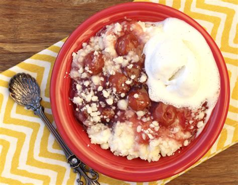 Cherry Cheesecake Dump Cake Recipe 4 Ingredients Diy Thrill