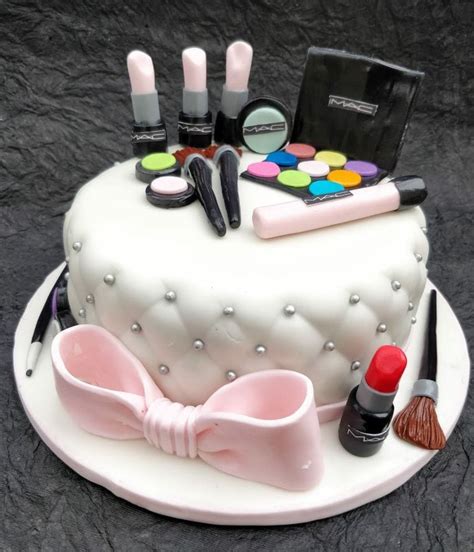 Makeup Beauty Cake – legateaucakes