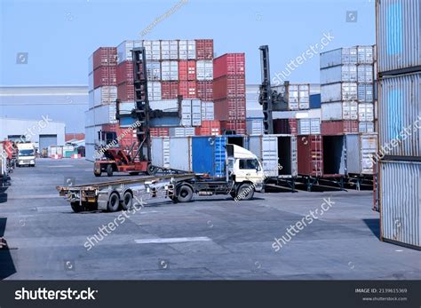 61 Lcl Container Shipping Images, Stock Photos & Vectors | Shutterstock