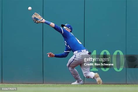 26 856 Kansas City Royals V Cleveland Indians Photos And High Res Pictures Getty Images