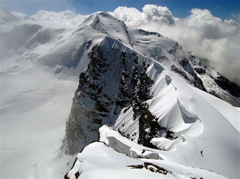 Breithorn Orientale (Eastern Breithorn) : Climbing, Hiking ...