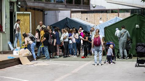 Los Bulos Empiezan A Apuntar Hacia Los Refugiados Ucranianos En Los