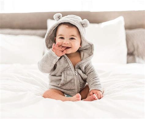 50 Names Meaning Miracle Miracle Baby Names Emmas Diary