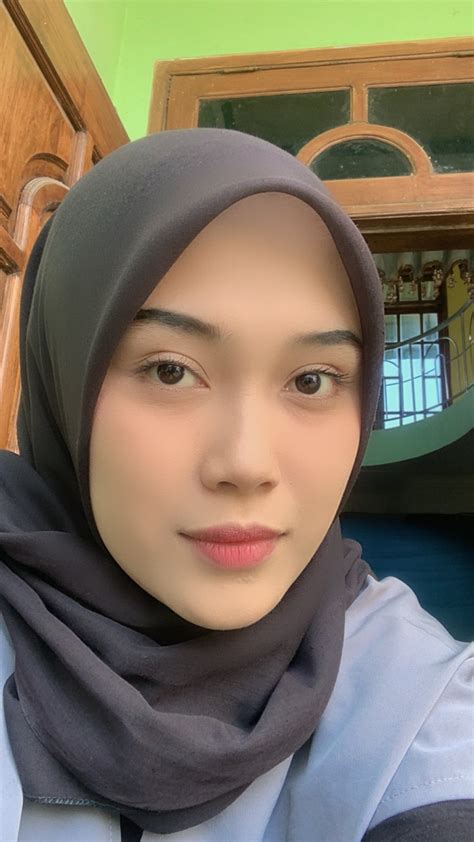 Canticck— On Twitter Ohmybeautybank Karena Ga Cocok Klo Hijabnya