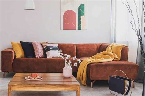 What Color Walls Goes Best With Brown Sofa? [25 Suggestions with PICTURES]