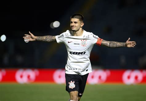 Destaque na estreia do Corinthians na Copinha Léo Maná avisa Meta é