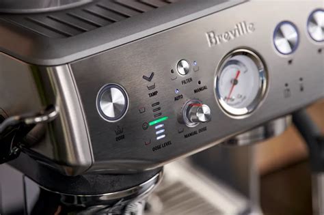 Máy pha cafe Breville 876 the Barista Express Impress BES876 BSS