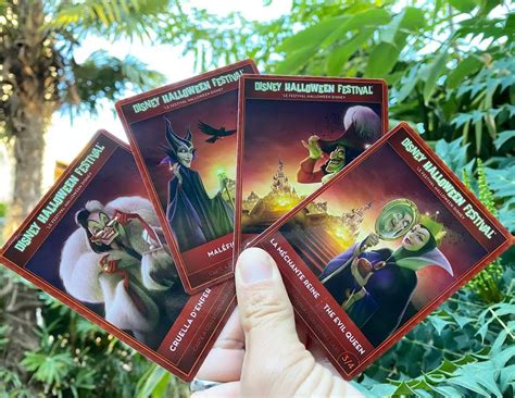 Disneyland Paris Halloween Collectable Cards