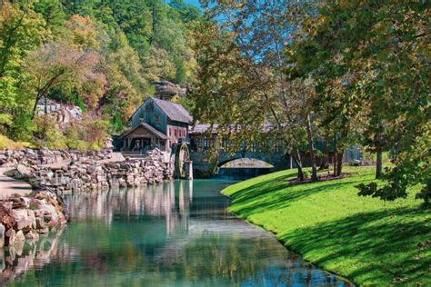 Most Beautiful Places To Visit In Missouri Global Grasshopper