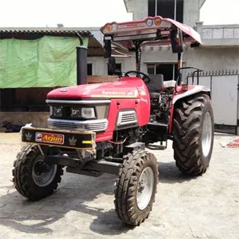 Mahindra Tractor Arjun 555