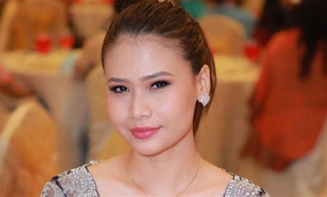Nina Smith Perjelas Wajah Tidak Nampak Kacukan Kosmo Digital