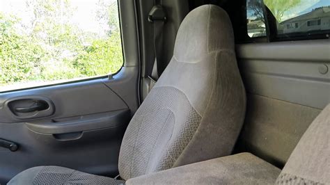 1997 Ford F150 Seats