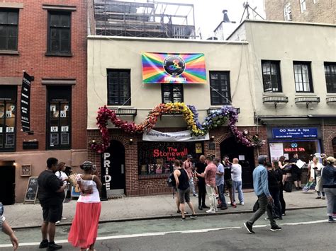 I Moti Di Stonewall La Rivolta Da Cui Nacquero I Movimenti Di