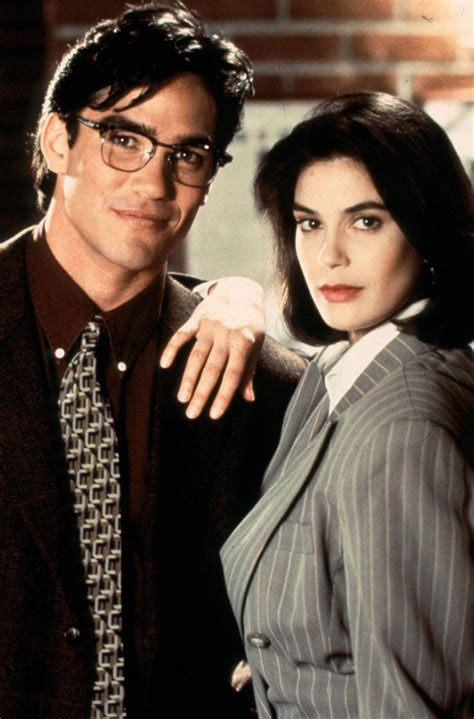 Sección visual de Lois Clark Las nuevas aventuras de Superman Serie