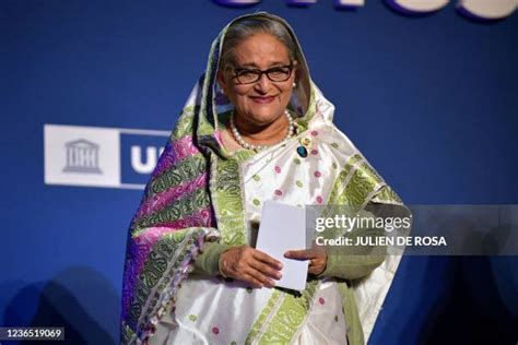 Bangladesh Prime Minister Sheikh Hasina Photos and Premium High Res ...