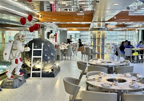 The Hungry Kat Lan Hot Pot Opens New Branch In Greenhills San