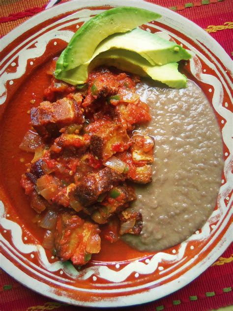 Carniceria Style Chicharron en Salsa Roja Mexican Cooking, Mexican Food Recipes Authentic ...