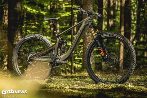 besten Light E MTBs 2023 10 leichte E Bikes im Überblick