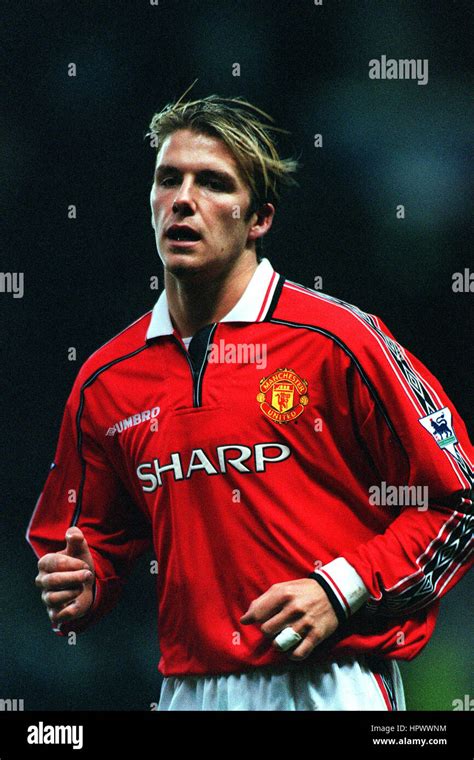 DAVID BECKHAM MANCHESTER UNITED FC 16 November 1998 Stock Photo ...