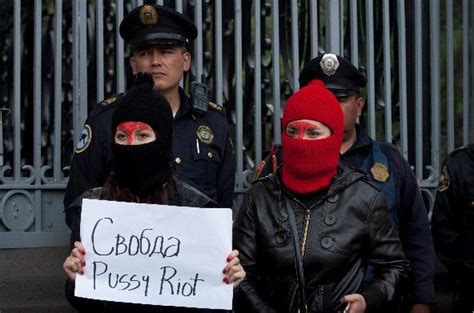 ¡liberen A Las Pussy Riot Protestan En El Df