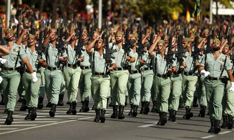 Uniform of The Spanish Legion, a unit of the Spanish Army : r ...