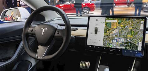 Autos autónomos Tesla se aproxima BLACKSTONE