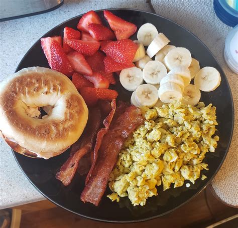 [homemade] Scrambled Eggs Bacon Bagel With Strawberry Cream Cheese