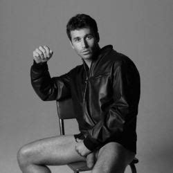 Thumbs Pro Natural Male Nude