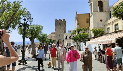 Radio Taormina Via Libera Dall Ars Alla Sanatoria Delle Case