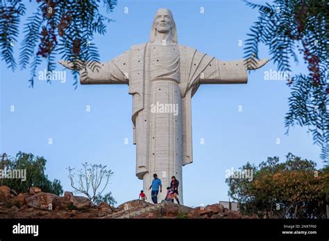 Los Toristas La Estatua Más Grande De Jesucristo En El Mundo El