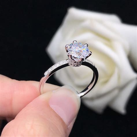 Bague De Fiançailles En Moissanite Au585 Couleur D Vvs1 En Or Blanc