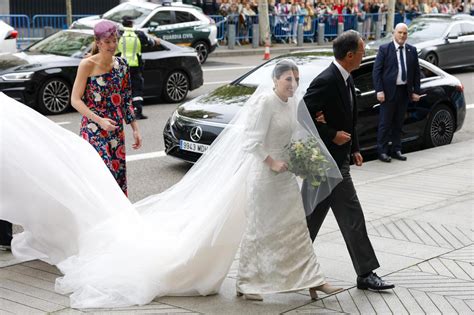 Así es el vestido escogido por Teresa Urquijo para su boda con Almeida