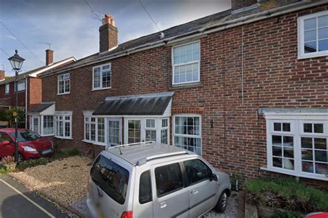 King Street Emsworth Po10 3 Bed Terraced House £1 050 Pcm £242 Pw