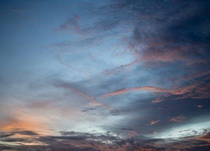 C U E Nuvens Ao P R Do Sol S O Lindas Cores Vermelhas E Laranja Do